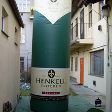 Nafukovací válec Henkell