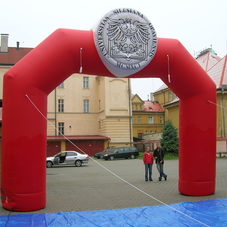 Nafukovací oblouk Slezská univerzita