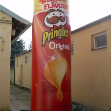 Nafukovací plechovka Pringles